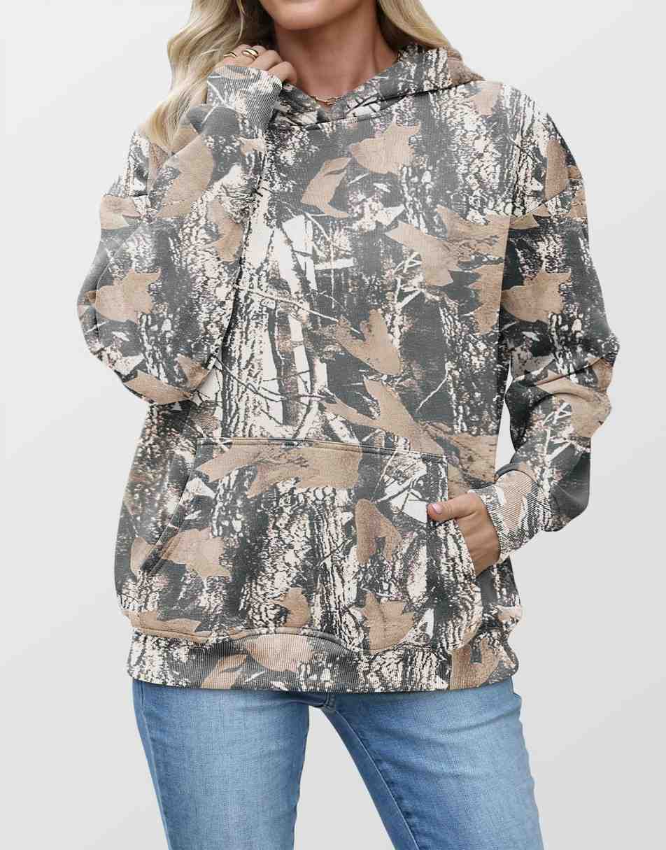 ANRABESS Women Camo Hoodies Long Sleeve Maple Leaf Print Fleece Oversized Casual Pullover Sweatshirt 2025 Fall Preppy Clothes