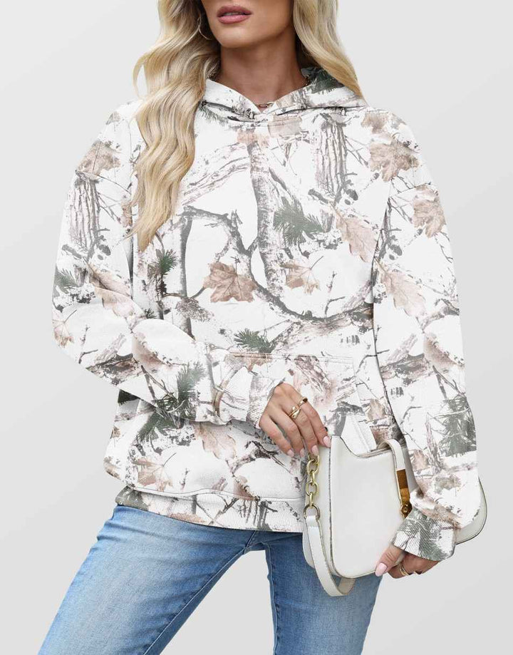 ANRABESS Women Camo Hoodies Long Sleeve Maple Leaf Print Fleece Oversized Casual Pullover Sweatshirt 2025 Fall Preppy Clothes