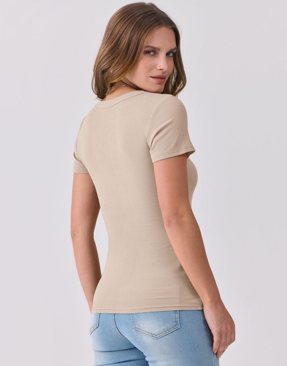 ANRABESS Women Short Sleeve V Neck Ribbed Knit Fitted Shirts Basic Tees Tops 2025 Summer Casual T-Shirts Going Out Outfits
