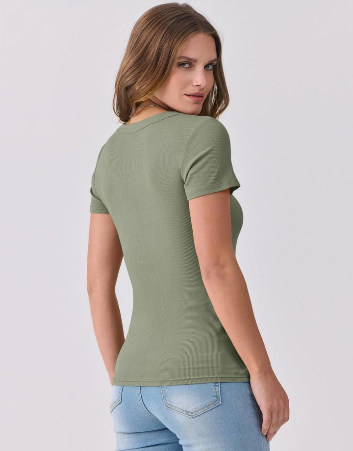 ANRABESS Women Short Sleeve V Neck Ribbed Knit Fitted Shirts Basic Tees Tops 2025 Summer Casual T-Shirts Going Out Outfits