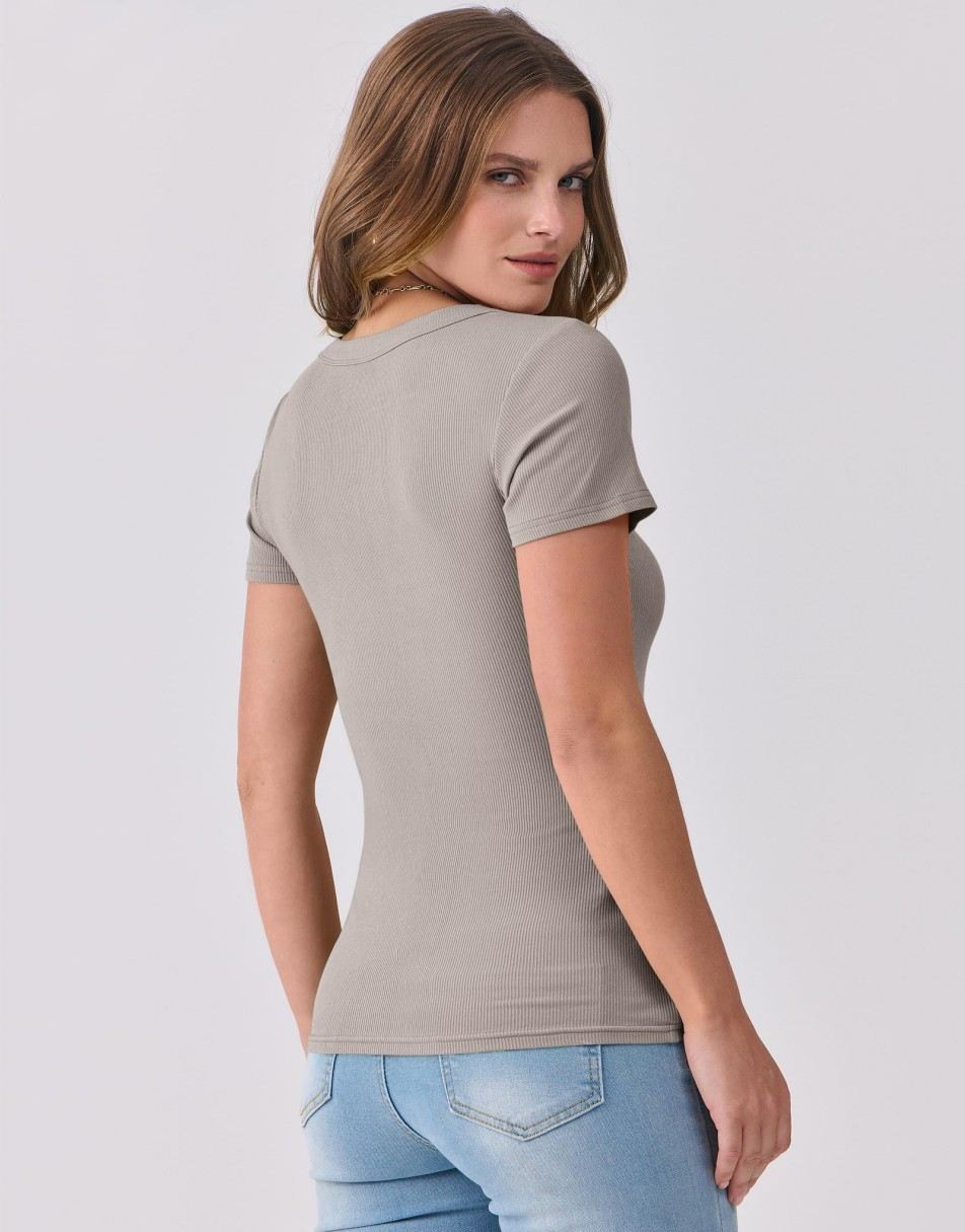 ANRABESS Women Short Sleeve V Neck Ribbed Knit Fitted Shirts Basic Tees Tops 2025 Summer Casual T-Shirts Going Out Outfits