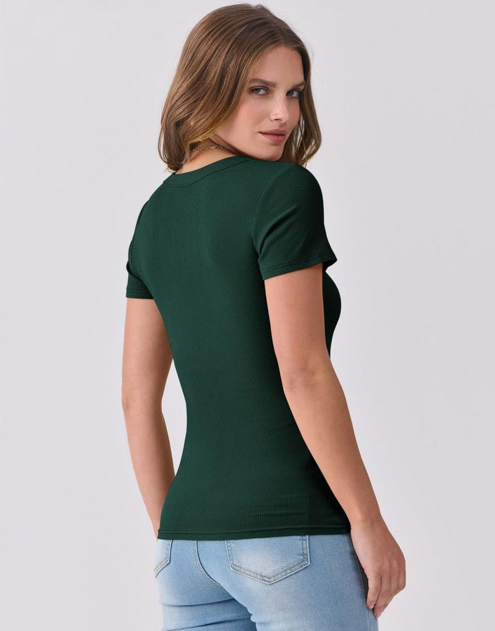 ANRABESS Women Short Sleeve V Neck Ribbed Knit Fitted Shirts Basic Tees Tops 2025 Summer Casual T-Shirts Going Out Outfits