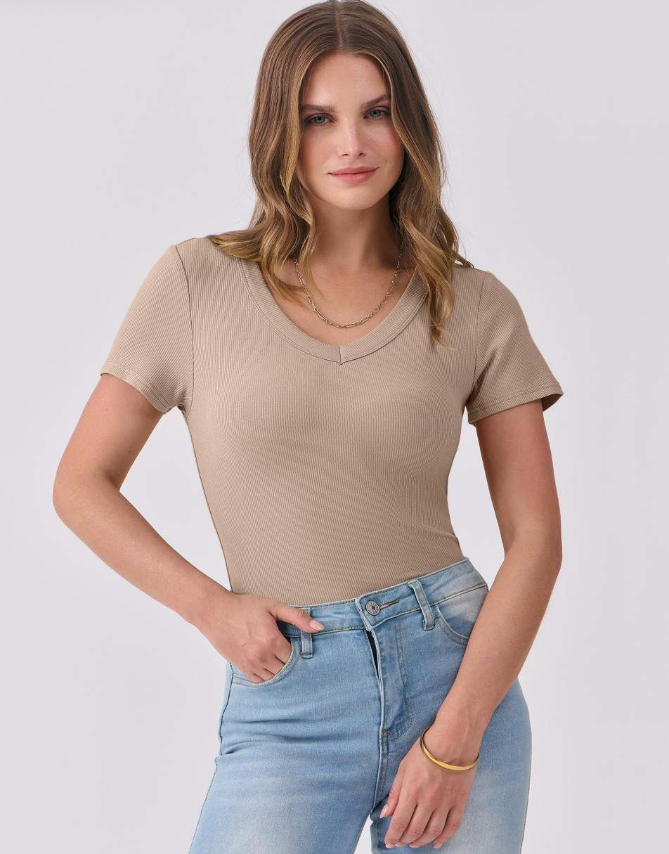 ANRABESS Women Short Sleeve V Neck Ribbed Knit Fitted Shirts Basic Tees Tops 2025 Summer Casual T-Shirts Going Out Outfits