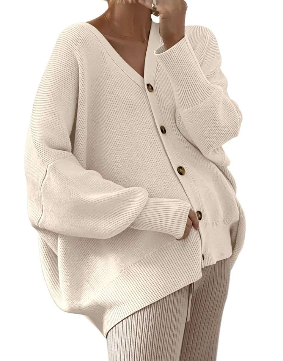 ANRABESS Women's Crewneck Long Sleeve Oversized Fuzzy Knit Chunky Warm Pullover  Sweater Top, Almond, X-Small : : Clothing, Shoes & Accessories