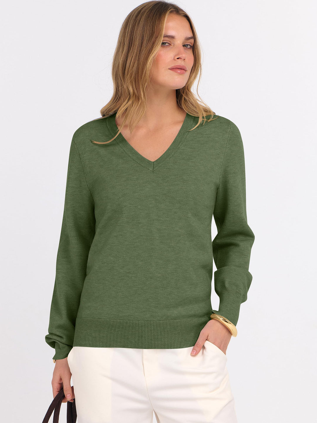ANRABESS Womens Long Sleeve V Neck Sweaters 2025 Fall Fashion Wool Blend Work Pullover Top Travel Vacation Outfits