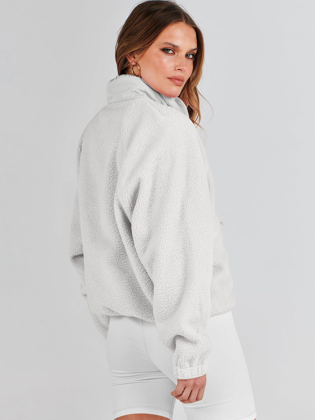 ANRABESS Womens Fuzzy Fleece Jacket Fall Casual Long Sleeve Cropped Sherpa Button Down Shacket Coats Outwear With Pockets